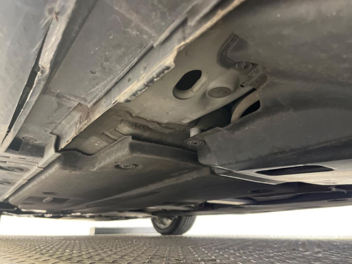 2018 Toyota Prius PHV DLA-ZVW52 (UW-6a1f9c0d9b45e)[24]