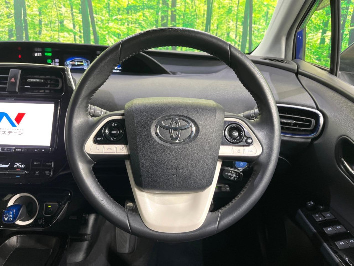 2016 Toyota Prius DAA-ZVW55 (UW-6a1f9c0fb12f0)[13]