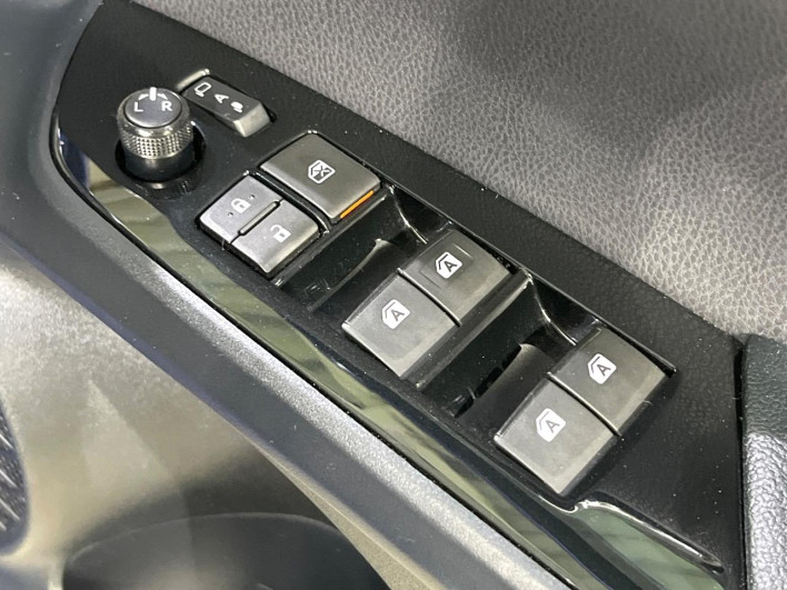 2016 Toyota Prius DAA-ZVW55 (UW-6a1f9c0fb12f0)[10]