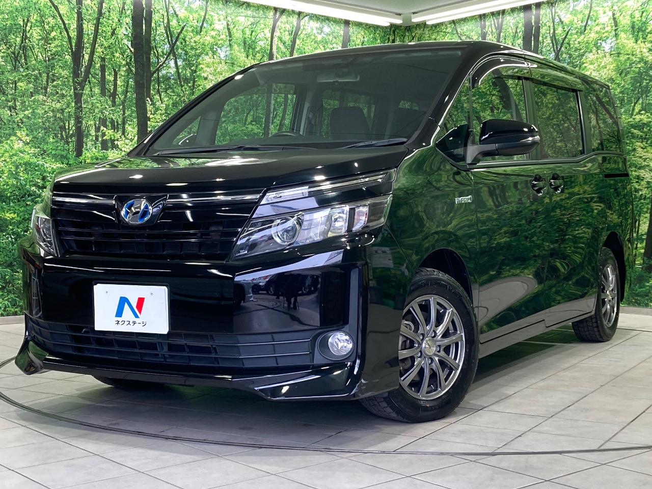 2014 Toyota Voxy DAA-ZWR80G