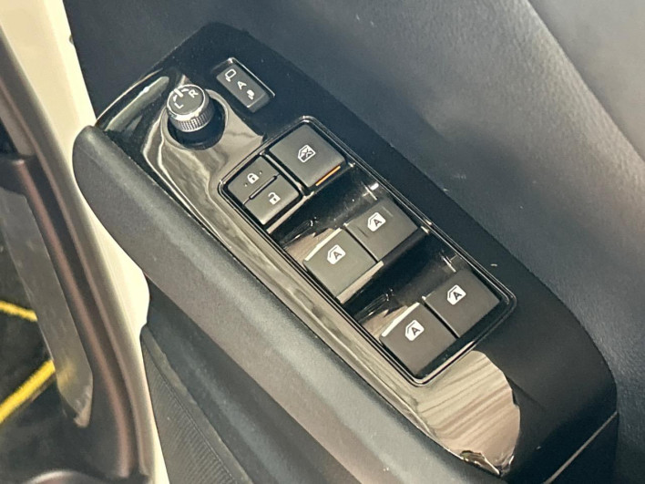 2016 Toyota Vellfire DBA-AGH30W (UW-6a20eb9bab5cc)[19]
