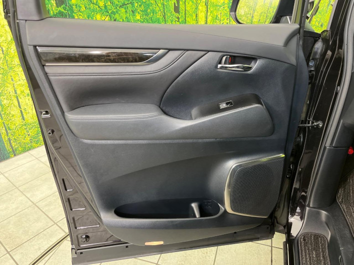 2017 Toyota Vellfire DBA-AGH30W (UW-6a20eb9c0f130)[24]