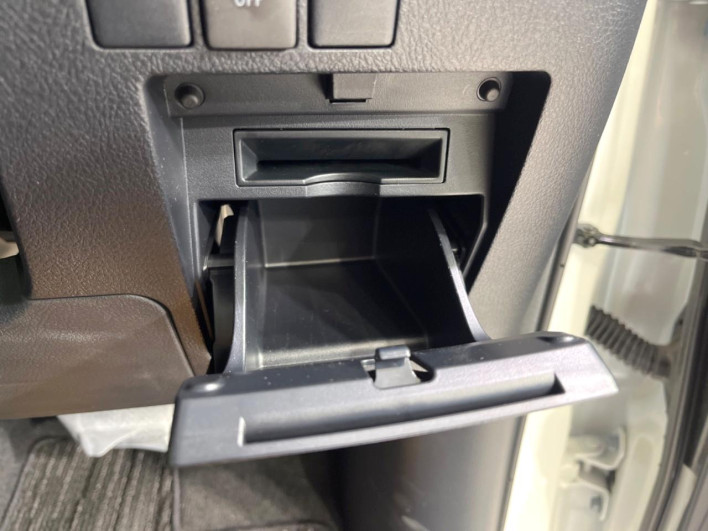 2017 Toyota Alphard DBA-AGH30W (UW-6a20eb9e18a01)[9]