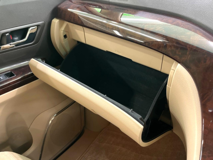 2012 Toyota Vellfire DBA-ANH20W (UW-6a20ebaea287e)[20]