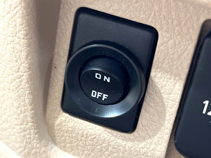 2012 Toyota Vellfire DBA-ANH20W (UW-6a20ebaea287e)[25]