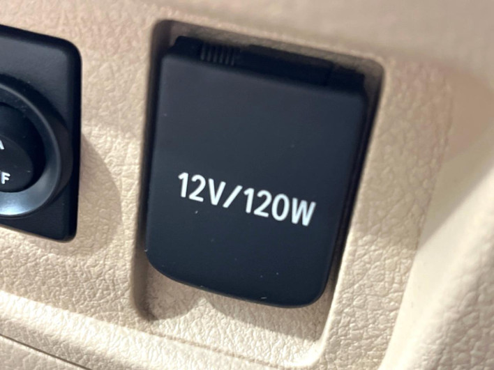 2012 Toyota Vellfire DBA-ANH20W (UW-6a20ebaea287e)[26]