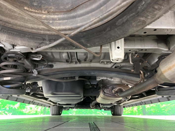 2012 Toyota Vellfire DBA-ANH20W (UW-6a20ebaea287e)[9]