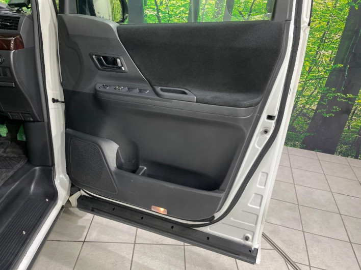 2012 Toyota Vellfire DBA-ANH25W (UW-6a20ebaf8a52f)[18]