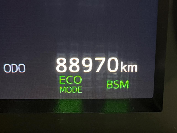 2019 Toyota Alphard Hybrid DAA-AYH30W (UW-6a20ebc00bbba)[2]