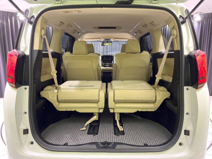 2021 Toyota Alphard Hybrid 6AA-AYH30W (UW-6a20ebc1d3eb1)[23]