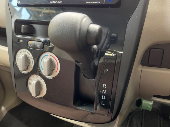 2017 Mitsubishi eK Wagon DBA-B11W (UW-6a20ebc572356)[23]