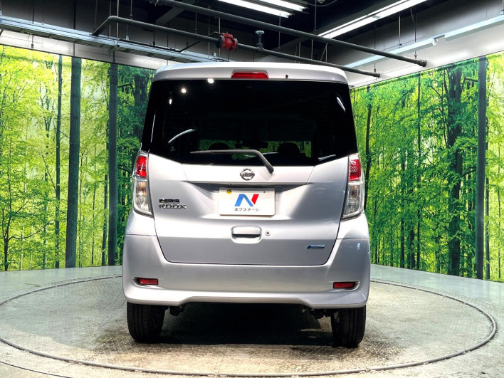 2016 Nissan DAYZ ROOX DBA-B21A (UW-6a20ebc7c2d1b)[9]
