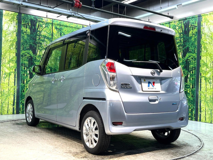 2016 Nissan DAYZ ROOX DBA-B21A (UW-6a20ebc7c2d1b)[8]