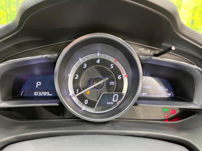 2015 Mazda Axela Sports LDA-BM2FS (UW-6a20ebe06ea40)[11]