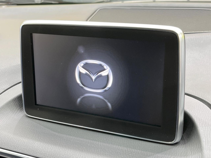 2015 Mazda Axela Sports LDA-BM2FS (UW-6a20ebe06ea40)[28]