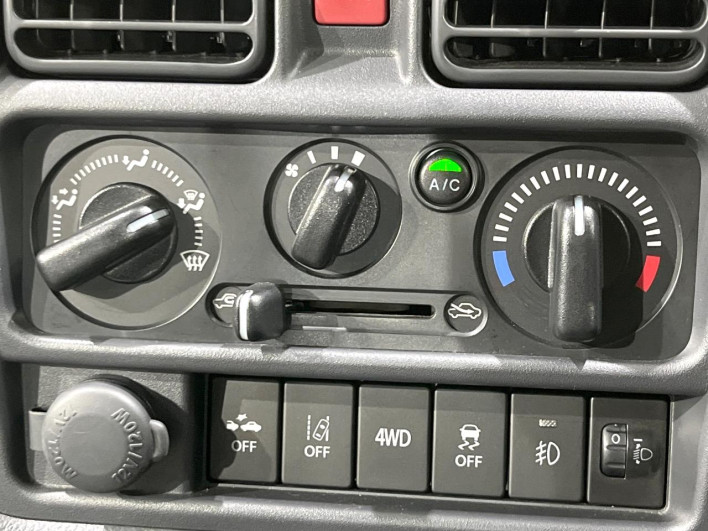 2022 Suzuki Super Carry 3BD-DA16T (UW-6a20ebea624da)[21]