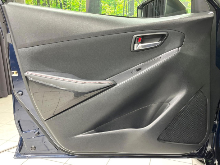 2014 Mazda Demio LDA-DJ5FS (UW-6a20ebeed6947)[19]