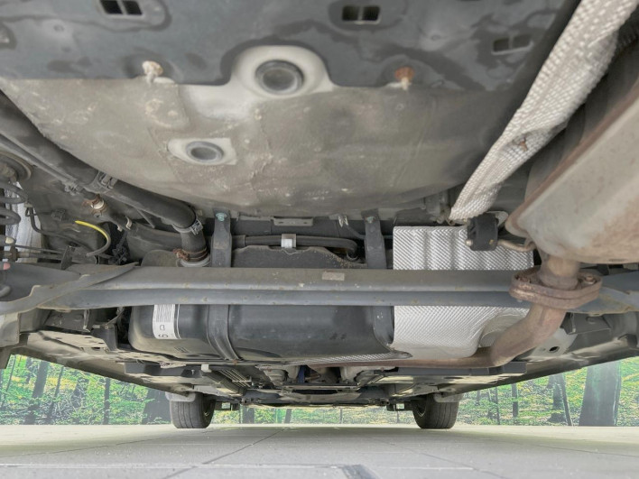 2014 Mazda Demio LDA-DJ5FS (UW-6a20ebeeebf0c)[15]