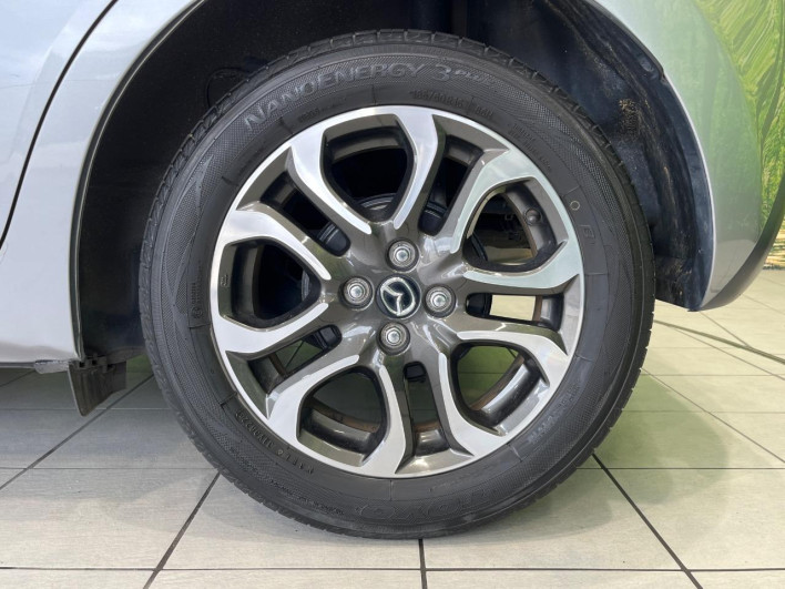 2016 Mazda Demio LDA-DJ5FS (UW-6a20ebef8d83c)[12]