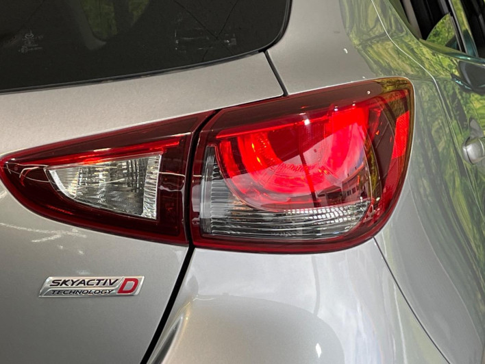 2016 Mazda Demio LDA-DJ5FS (UW-6a20ebef8d83c)[23]