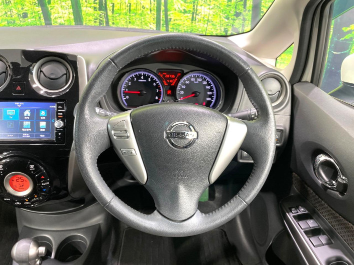 2015 Nissan Note DBA-E12 (UW-6a20ebf637a0c)[19]