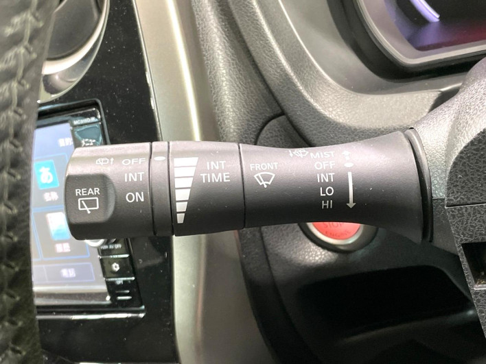 2015 Nissan Note DBA-E12 (UW-6a20ebf637a0c)[28]
