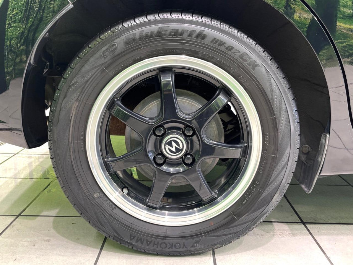 2017 Nissan Note DBA-E12 (UW-6a20ebf717b66)[21]