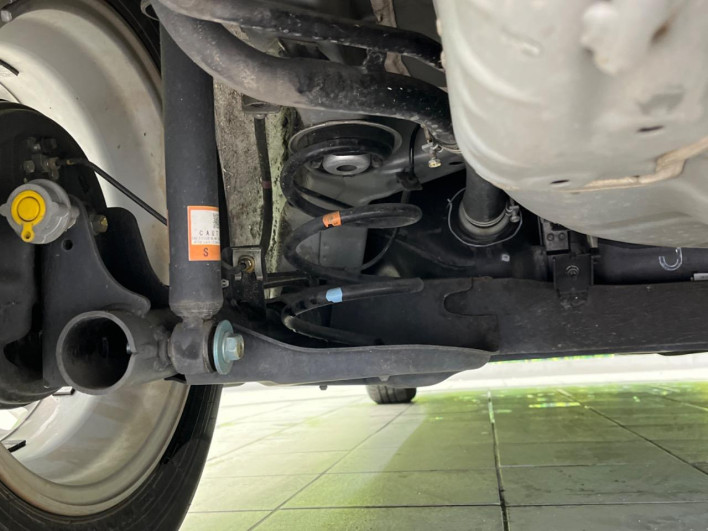 2019 Nissan Note DBA-E12 (UW-6a20ebf7b0493)[18]