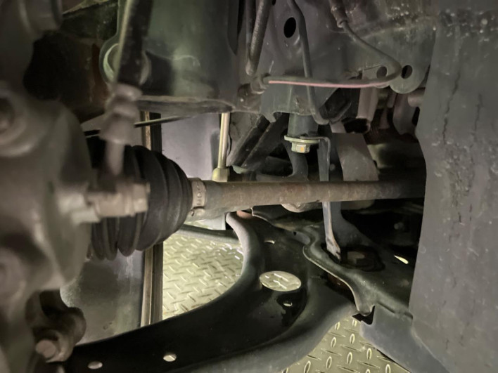 2022 Nissan Note 6AA-E13 (UW-6a20ebfa1f41b)[5]