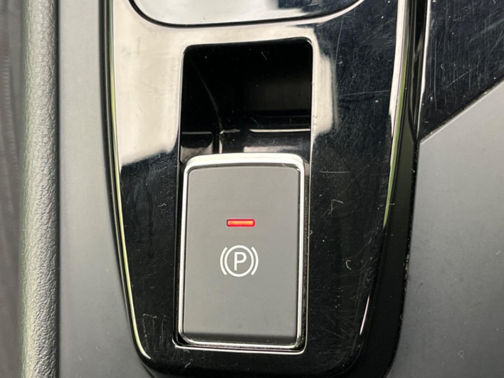 2022 Nissan Note 6AA-E13 (UW-6a20ebfa1f41b)[14]