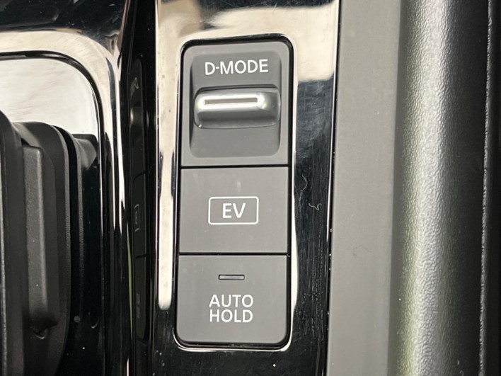 2022 Nissan Note 6AA-E13 (UW-6a20ebfa1f41b)[15]