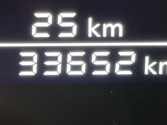 2022 Nissan Note 6AA-E13 (UW-6a20ebfa1f41b)[2]