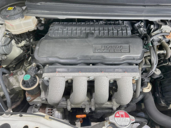 2010 Honda Freed DBA-GB3 (UW-6a20ec037a1b2)[4]
