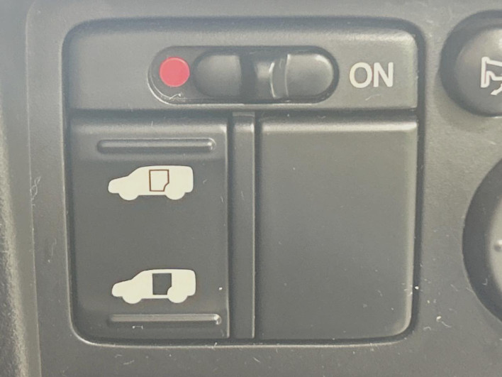 2010 Honda Freed DBA-GB3 (UW-6a20ec037a1b2)[28]
