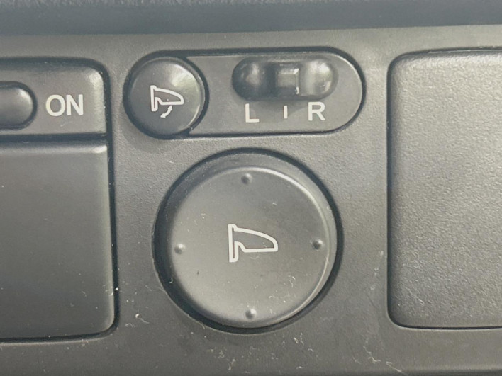 2010 Honda Freed DBA-GB3 (UW-6a20ec037a1b2)[29]