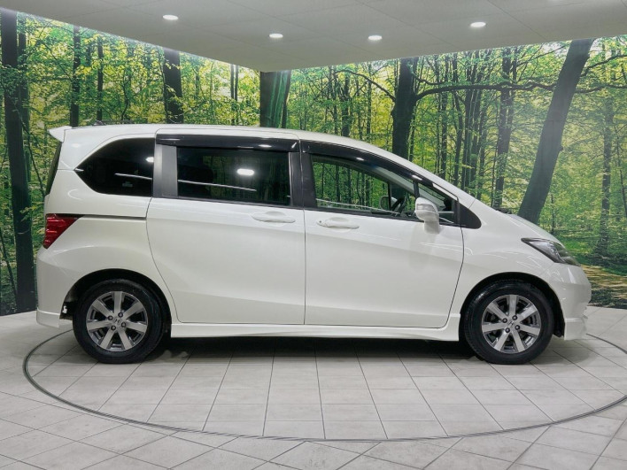 2010 Honda Freed DBA-GB3 (UW-6a20ec037a1b2)[18]