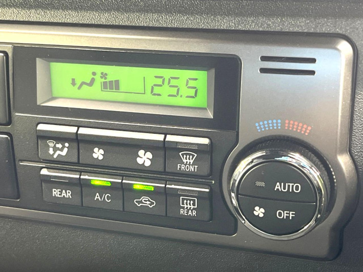 2021 Toyota Hiace Van 3DF-GDH206V (UW-6a20ec076c9b7)[27]