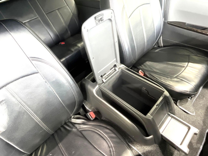 2021 Toyota Hiace Van 3DF-GDH206V (UW-6a20ec076c9b7)[15]