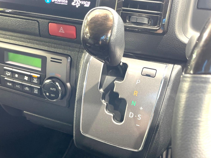 2021 Toyota Hiace Van 3DF-GDH206V (UW-6a20ec076c9b7)[20]
