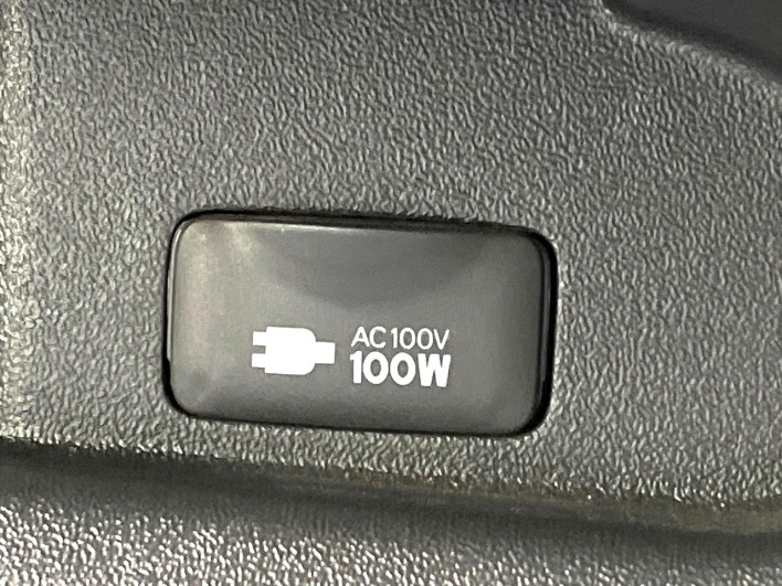 2021 Toyota Hiace Van 3DF-GDH206V (UW-6a20ec076c9b7)[29]