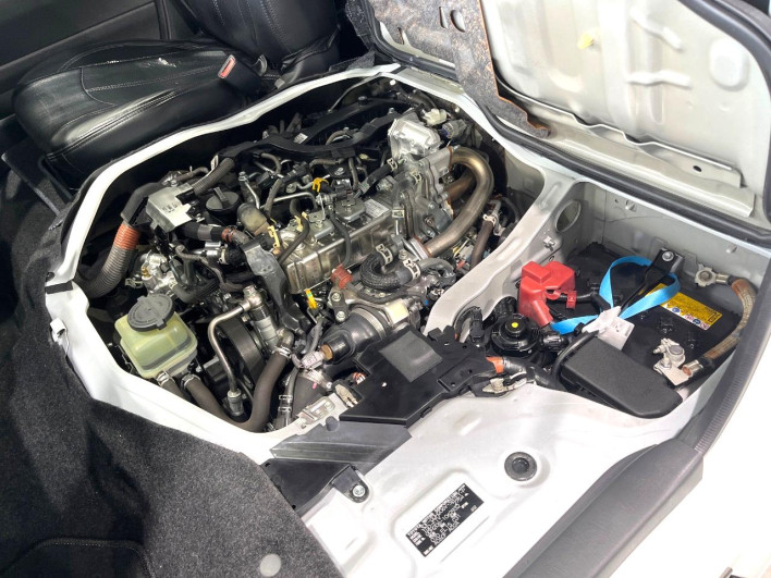 2021 Toyota Hiace Van 3DF-GDH206V (UW-6a20ec076c9b7)[4]