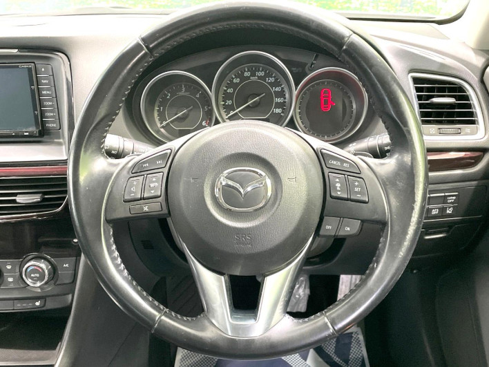 2013 Mazda Atenza Wagon LDA-GJ2FW (UW-6a20ec143b412)[5]