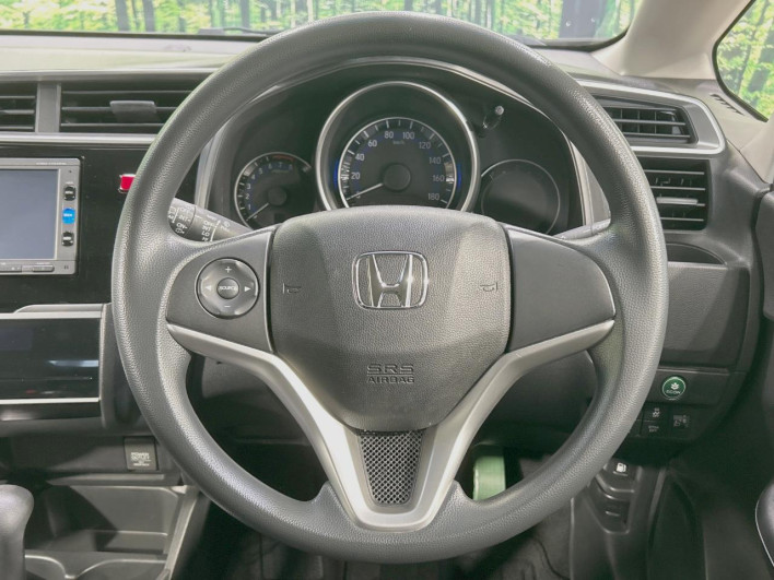2017 Honda Fit DBA-GK3 (UW-6a20ec156e970)[23]