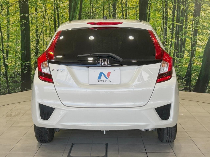 2017 Honda Fit DBA-GK3 (UW-6a20ec156e970)[24]