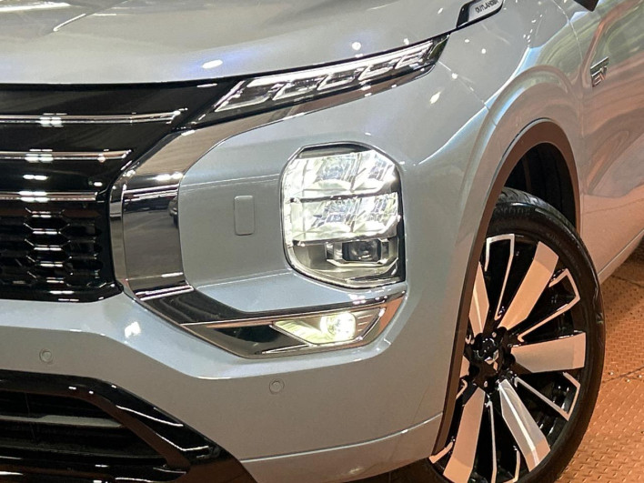 2024 Mitsubishi OUTLANDER PHEV 5LA-GN0W (UW-6a20ec176f670)[12]