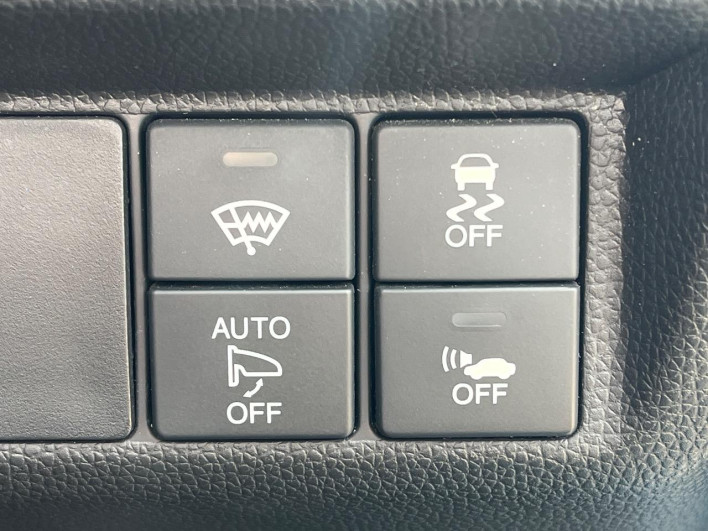 2015 Honda Fit Hybrid DAA-GP5 (UW-6a20ec18397fc)[14]