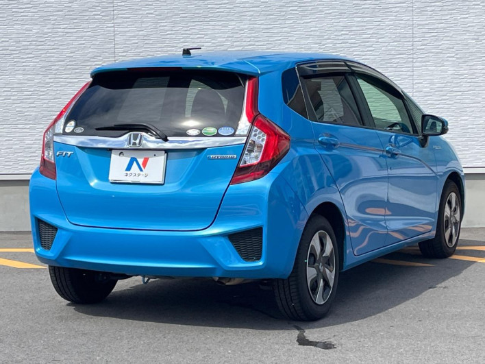 2015 Honda Fit Hybrid DAA-GP5 (UW-6a20ec18397fc)[27]