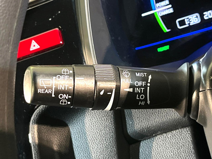2013 Honda Fit Hybrid DAA-GP5 (UW-6a20ec1899df3)[23]