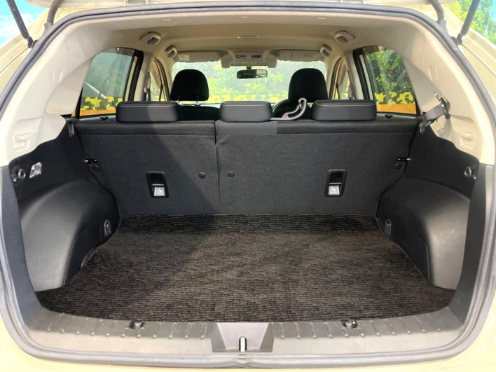 2013 Subaru XV DBA-GP7 (UW-6a20ec1a4f45b)[19]