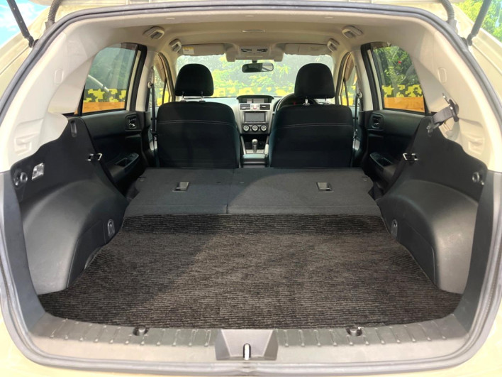 2013 Subaru XV DBA-GP7 (UW-6a20ec1a4f45b)[20]